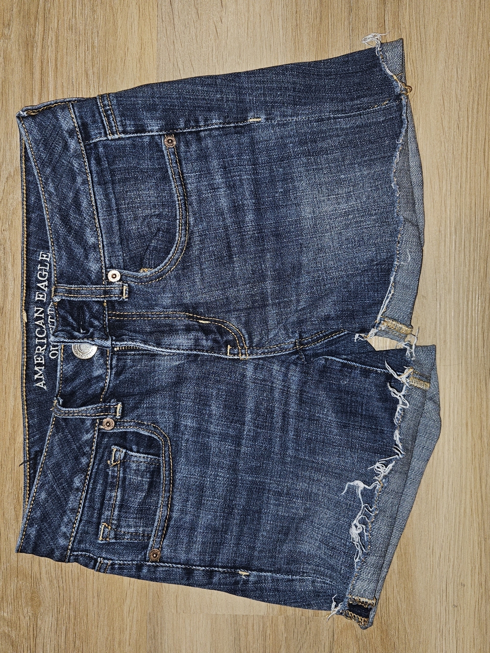 American Eagle Low Rise Midi Short